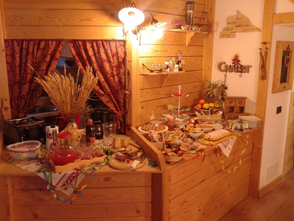 Maso Pin Bed & Breakfast Мадона ди Кампильо Екстериор снимка